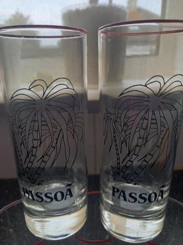 Originele Passoa glazen beschikbaar voor biedingen