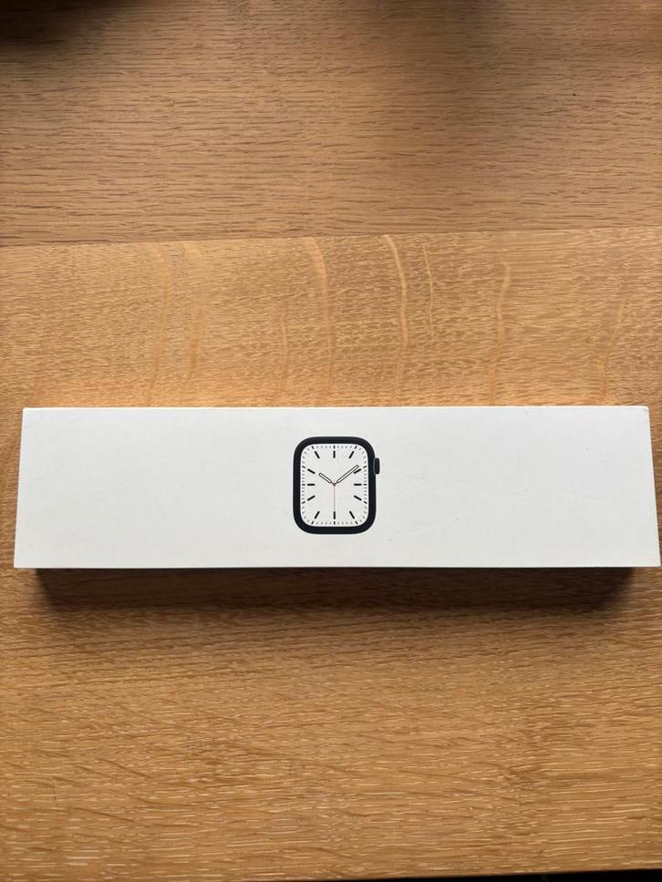 Apple Watch Series 7 – 45mm – Midnight (GPS), Handtassen en Accessoires, Smartwatches, Gebruikt, iOS, Zwart, GPS, Ophalen of Verzenden
