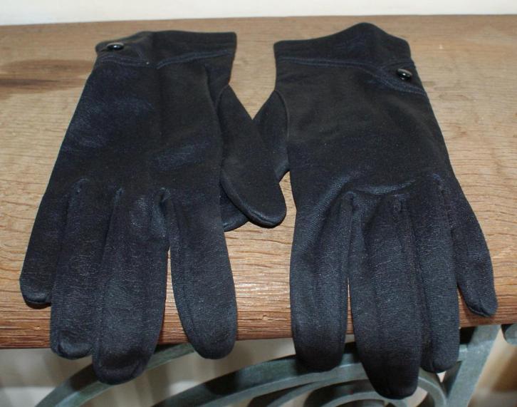 Zwarte begrafenishandschoenen voor dames Maat M/L (9), Kleding | Dames, Mutsen, Sjaals en Handschoenen, Zo goed als nieuw, Handschoenen