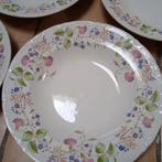 6 assiettes à soupe/4 assiettes plates, motif floral, parfai, Enlèvement ou Envoi, Assiettes(s)