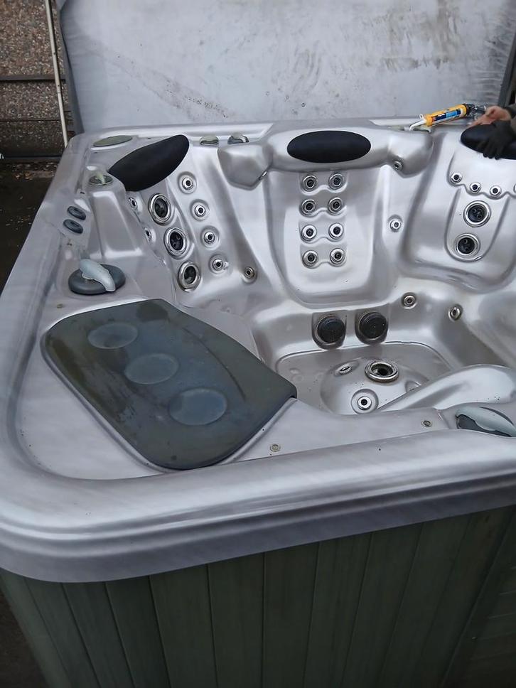 Jacuzzi gratis geleverd geplaatst, Tuin en Terras, Zwembad-toebehoren, Ophalen of Verzenden