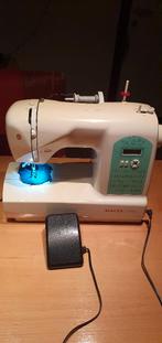 Naaimachine computergestuurd Singer Starlet 6660, Ophalen, Zo goed als nieuw, Naaimachine, Singer