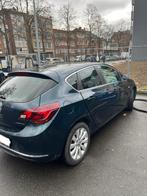 Opel Astra 1.6 Essence - 2015 - 101 000 km - Boîte Auto, Auto's, Automaat, 5 deurs, Particulier, Groen