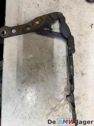 Motorkap scharnier rechts BMW 3-serie E46) 41617028578 beschikbaar voor biedingen