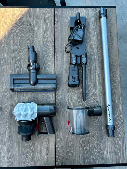 Dyson V6 onderdelen, Elektronische apparatuur, Stofzuigers, Gebruikt, Stofzuiger, Minder dan 1200 watt, Reservoir, Ophalen of Verzenden