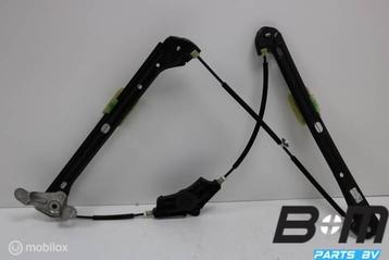 Raammechaniek rechtsvoor VW Golf 7 5drs 5G4837462H beschikbaar voor biedingen