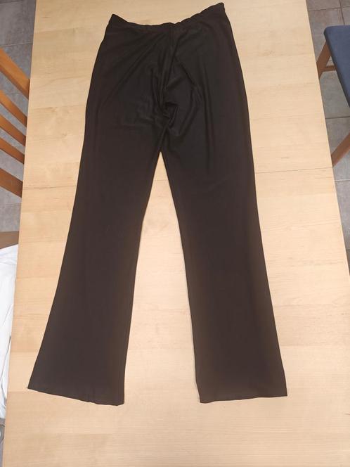 Losse zwarte legging maat M, Kleding | Dames, Leggings, Maillots en Panty's, Zo goed als nieuw, Legging, Maat 40/42 (M), Zwart
