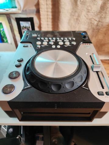 Xmt 1400. Cd MP3 mixer beschikbaar voor biedingen