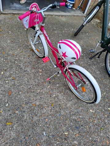 Mooie kinderfiets (meisje) btwin (8 a 10j) beschikbaar voor biedingen