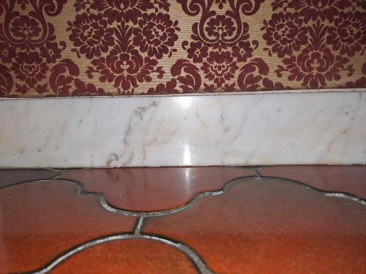 Carrara marmeren plinten – 11 lopende meter, Antiquités & Art, Curiosités & Brocante, Enlèvement