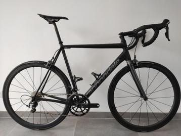 cannondale caad 12 disponible aux enchères