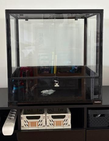 Terrarium Habistat 60x45x60 beschikbaar voor biedingen