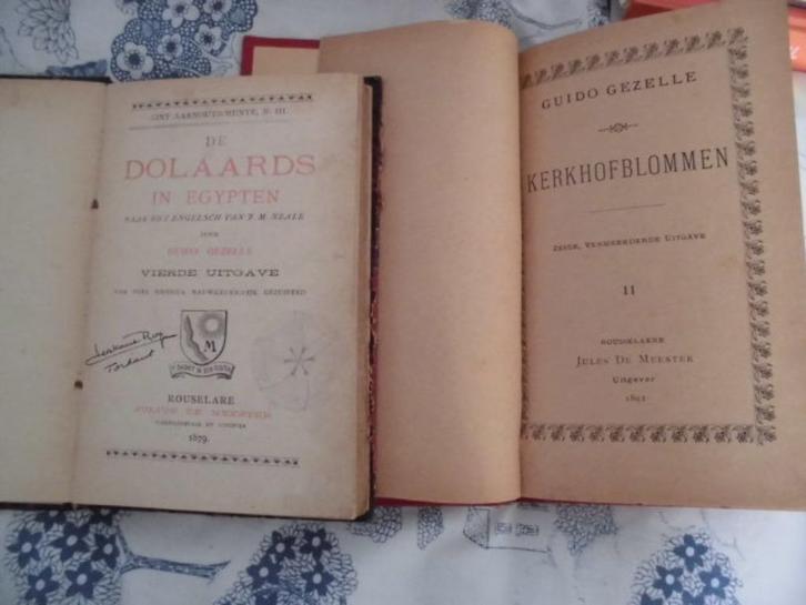 Guido Gezelle 4 bundels,1879 1892 1879 en 1951, Boeken, Gedichten en Poëzie, Gelezen, Eén auteur, Ophalen of Verzenden