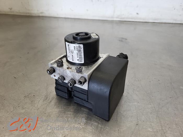 ABS Pomp van een Fiat Doblo, Auto-onderdelen, Elektronica en Kabels, Fiat, Gebruikt, 3 maanden garantie, Ophalen of Verzenden