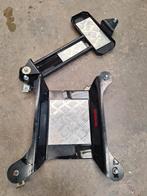 Chariot de rangement moto, Enlèvement