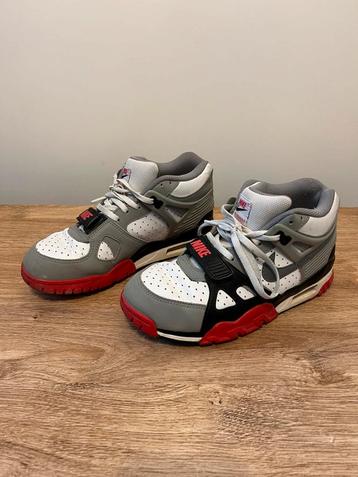 Nike Air Trainer 3 disponible aux enchères