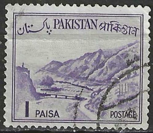 Pakistan 1961-1962 - Yvert 130 - Khyberpas (ST), Postzegels en Munten, Postzegels | Azië, Gestempeld, Verzenden