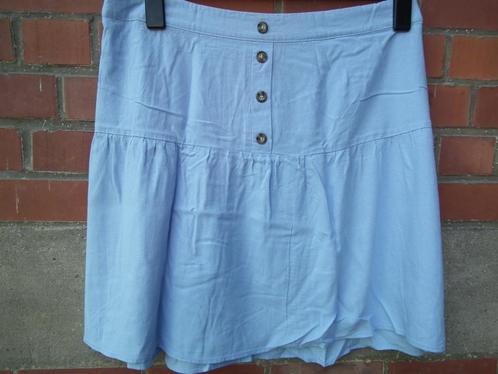 lichtblauwe rok voor dames. Elastische taille (Vero Moda) XL, Kleding | Dames, Rokken, Nieuw, Maat 46/48 (XL) of groter, Blauw