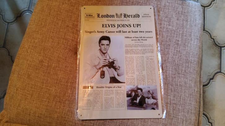 Elvis Presley: Vintage rustic sign krantfoto, Verzamelen, Muziek, Artiesten en Beroemdheden, Nieuw, Overige typen, Ophalen of Verzenden