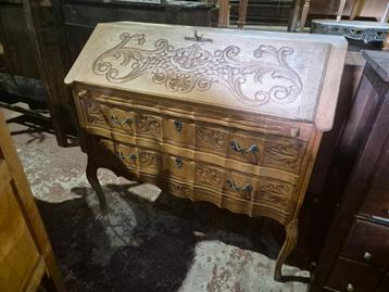 Oude gebogen eikenhouten secretaresse  beschikbaar voor biedingen