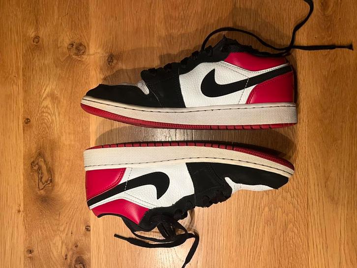 Jordan 1 Low Black Toe - 553560116 - Nike sneakers, Kleding | Heren, Schoenen, Gedragen, Sneakers, Zwart, Ophalen of Verzenden
