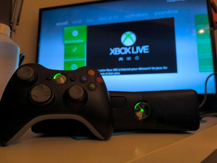 Xbox 360 Slim Trinity zwart RGH2 (250 GB), Games en Spelcomputers, Games | Xbox 360, Ophalen of Verzenden