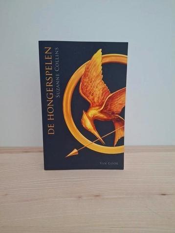 Suzanne Collins - De hongerspelen beschikbaar voor biedingen