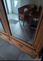 Garde robe ancienne. Portes miroirs biseautés, Maison & Meubles, Armoires | Penderies & Garde-robes, Avec espace de penderie, Comme neuf
