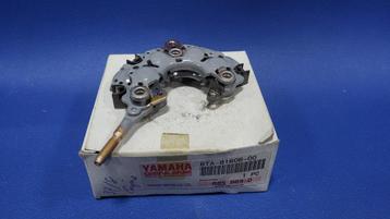 Yamaha 6TA-81606-00 gelijkrichter dynamo beschikbaar voor biedingen
