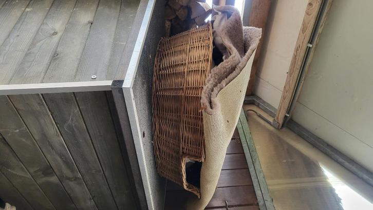 2 houten slaaphokken voor honden, Dieren en Toebehoren, Honden-accessoires, Gebruikt, Ophalen