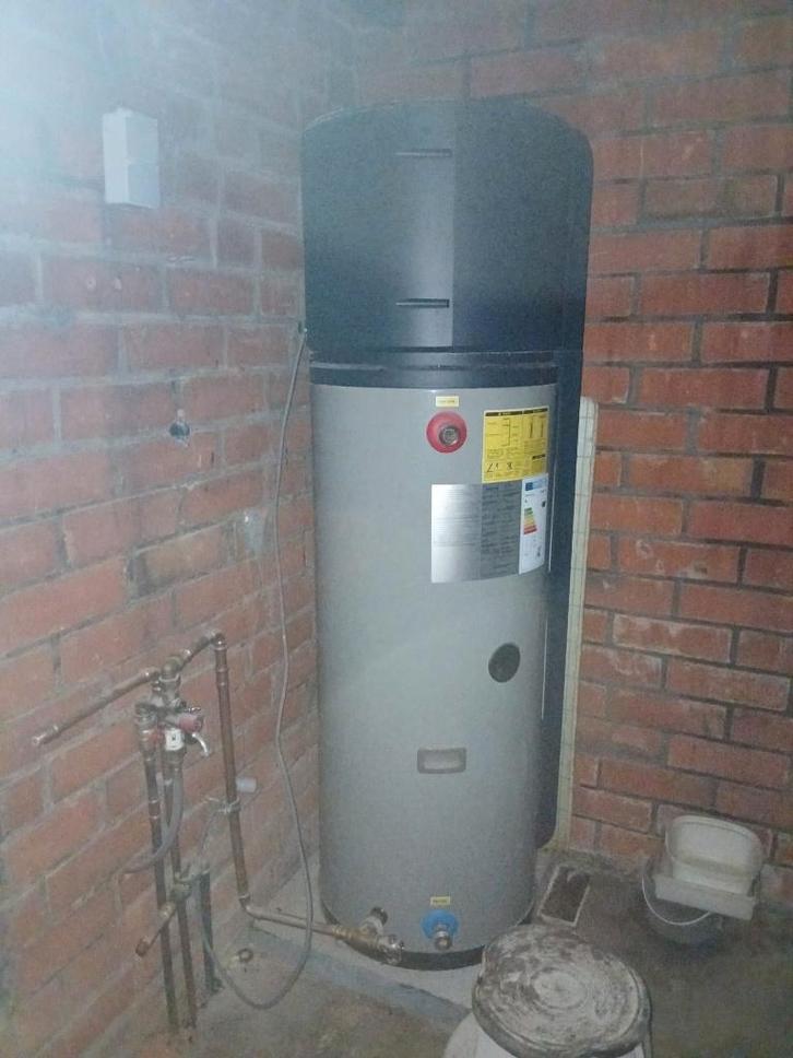 Midea warmtepompboiler RSJA2 190S met extra warmtewisselaar, Elektronische apparatuur, Overige elektronische apparatuur, Zo goed als nieuw