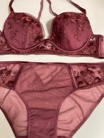 Setje beha 70A met 2 slipjes 36, Kleding | Dames, Simone Perele, Ophalen of Verzenden, Rood, Setje