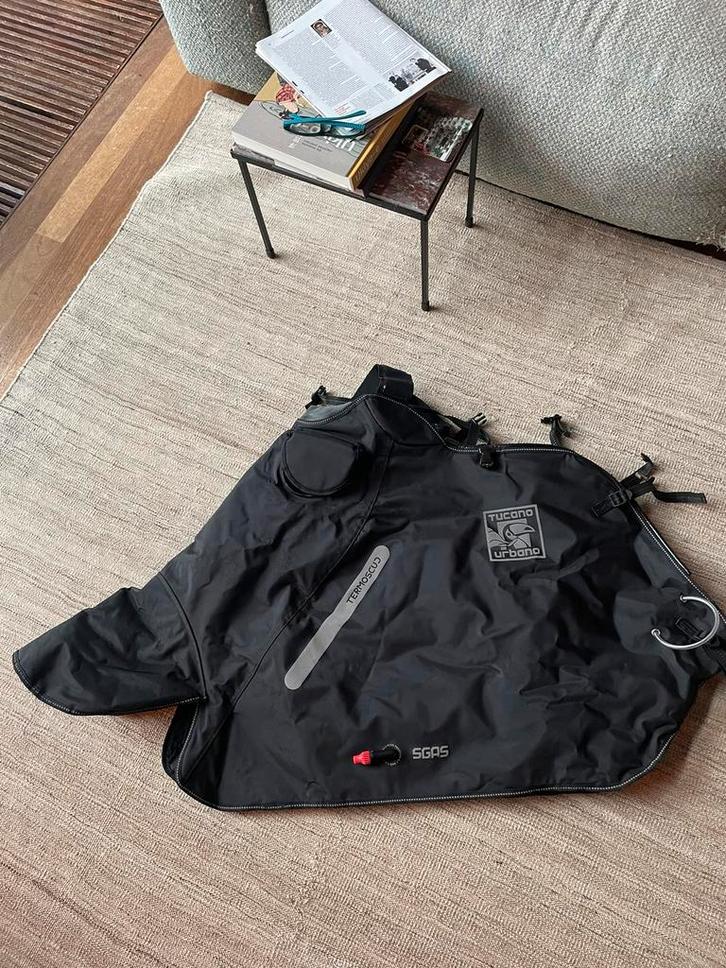 Vespa Beenkleed/Winddeken Tucano Urbano R170 X, Fietsen en Brommers, Brommers | Toebehoren, Gebruikt, Overige typen, Ophalen of Verzenden