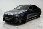 BMW M5 B&W / HUD / ACC / 360 / Frozen grey / Pano / Uniek, Auto's, Automaat, 4395 cc, Overige brandstoffen, Zwart