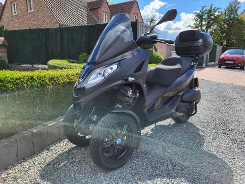 Piaggio MP3 300 Deep Black Special Edition, Motoren, Motoren | Piaggio, Bedrijf, Scooter, 12 t/m 35 kW, 1 cilinder, Ophalen