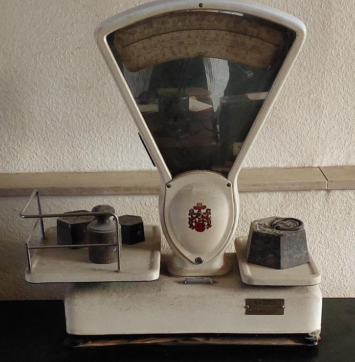 VINTAGE WEEGSCHAAL, Antiek en Kunst, Antiek | Keukengerei, Ophalen