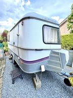 Caravane ERIBA Triton 1996 peu servie intérieur neuf, Caravans en Kamperen, Caravans, 2 aparte bedden, Particulier, Standaardzit