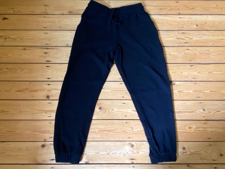 Nieuwe zwarte joggingbroek. C&A. Maat S., Kleding | Dames, Sportkleding, Nieuw, Overige typen, Maat 36 (S), Zwart, Ophalen of Verzenden