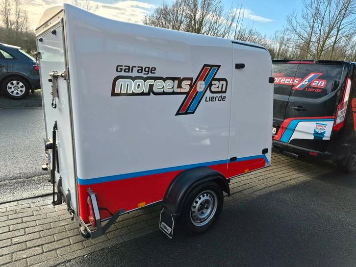 Remorque fermée en polyester, Autos : Divers, Remorques, Enlèvement