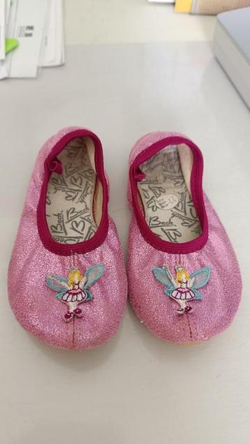 Ballerines de gymnastique beschikbaar voor biedingen
