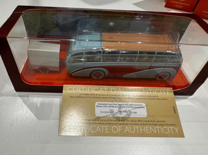 Kuifje 1:43. Bus v swissair zaak zonnebloem  nieuw, Verzamelen, Stripfiguren, Nieuw, Kuifje, Ophalen of Verzenden