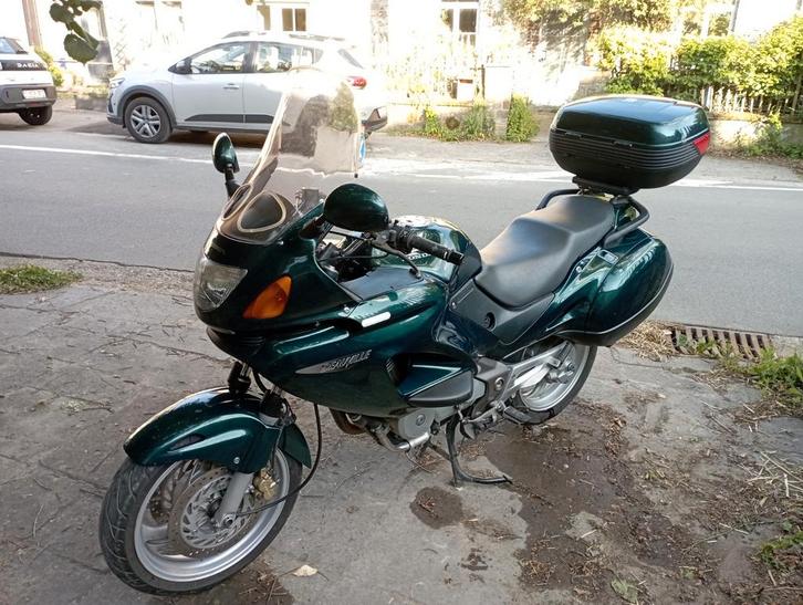 Honda Deauville nt650 de 2002, Motoren, Motoren | Honda, Particulier, meer dan 35 kW, 2 cilinders, Motorrijbewijs A, Handvatverwarming