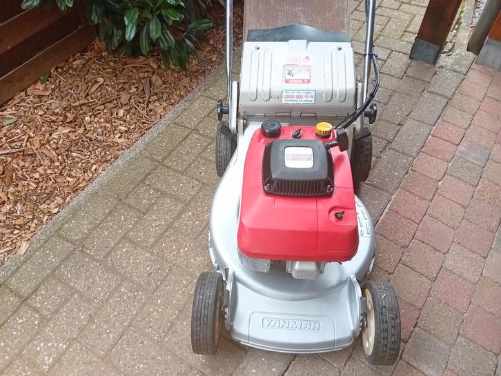 Grasmaaier yanmar - zelftrekker, Tuin en Terras, Grasmaaiers, Zo goed als nieuw, Versnellingen, Ophalen