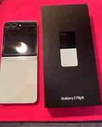 Samsung Z Flip 5 en excellent état de fonctionnement, Télécoms, Téléphonie mobile | Chargeurs pour téléphone, Enlèvement ou Envoi