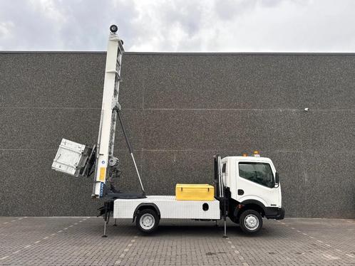 Nissan Cabstar 35.13 BOCKER HL27/1-6LH (bj 2010), Auto's, Bestelwagens en Lichte vracht, Bedrijf, Nissan, Diesel, Handgeschakeld