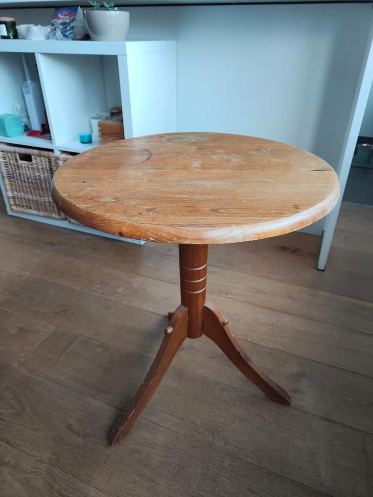 GRATIS houten tafeltje, Antiek en Kunst, Antiek | Meubels | Tafels, Ophalen