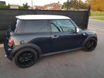 Mini Cooper 1.6 Benzine.Van 2007.Met 156000 km. Afgekeurd !!, Auto's, Voorwielaandrijving, 4 zetels, Zwart, 4 cilinders