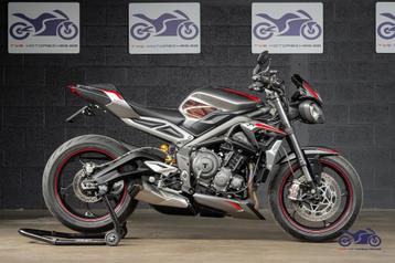 Triumph Street Triple RS - 6.914 km disponible aux enchères