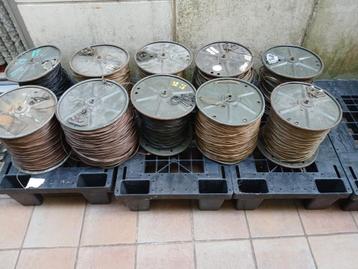 Lot van 10 stuks kabelrollen beschikbaar voor biedingen