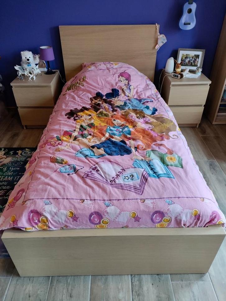 Malm 1 pers. bed met hele goede matras, lattenflex, dekbed.., Huis en Inrichting, Slaapkamer | Bedden, Zo goed als nieuw, Hout